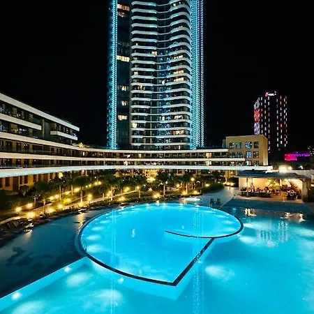 Luxury With Sea View Apartment *